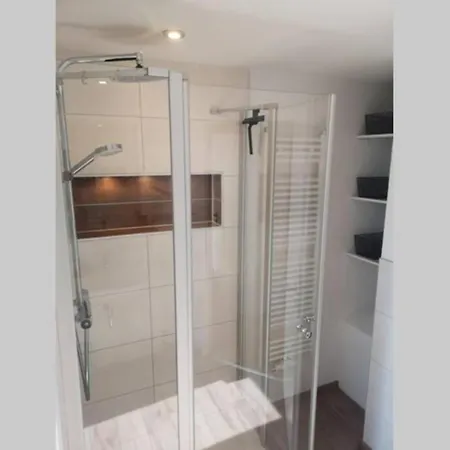 Apartmán Moderne Mit Hot Tub Und Fasssauna
